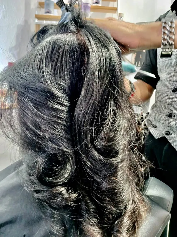 Blow-dry with big soft curls